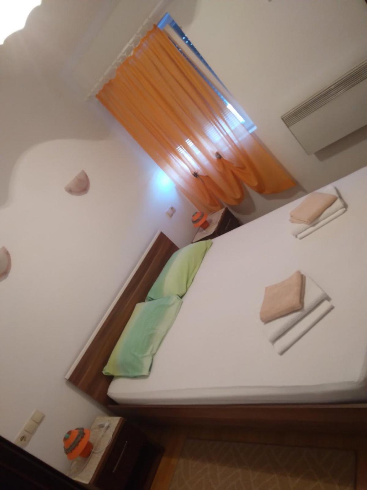 Apartments Dvije Palme Sibenik Phòng bức ảnh